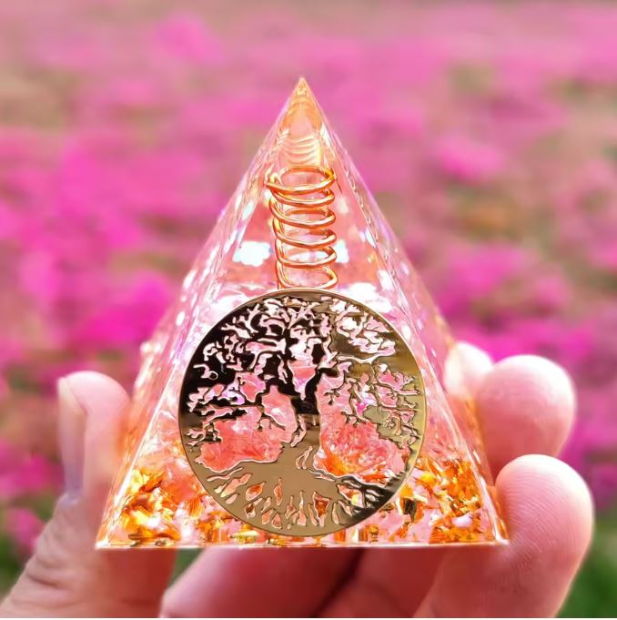 Pyramide Orgonite Ariel Maripura/Sahasrara