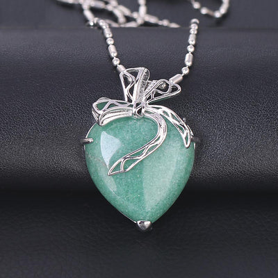 Collier avec pendentif en pierre cœur romantique - 6 Modèles disponibles