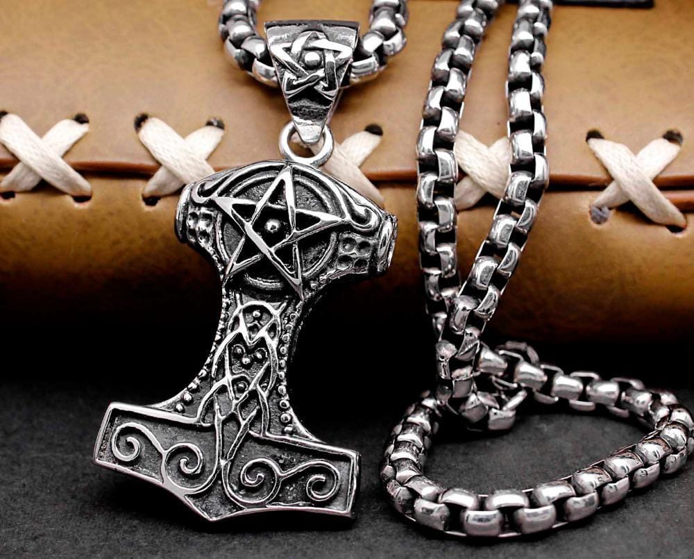 pendentif pentacle marteau de thor