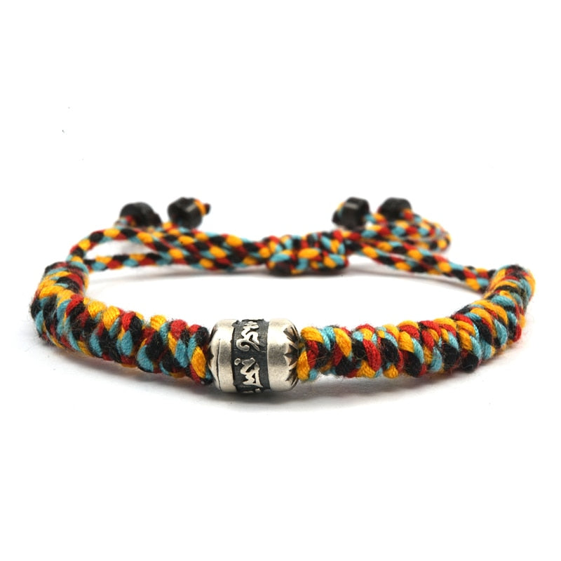 Bracelet en corde Tibétain Bouddhiste porte bonheur avec élément en argent