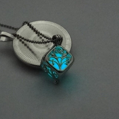 Collier avec pendentif en pierre lumineuse Antique perles scintillantes dans les ténèbres