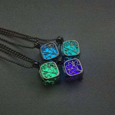 Collier avec pendentif en pierre lumineuse Antique perles scintillantes dans les ténèbres