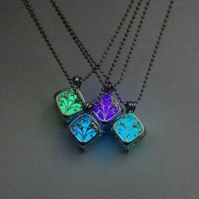 Collier avec pendentif en pierre lumineuse Antique perles scintillantes dans les ténèbres