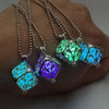 Collier avec pendentif en pierre lumineuse Antique perles scintillantes dans les ténèbres