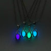 Collier avec pendentif en pierre lumineuse Antique perles scintillantes dans les ténèbres