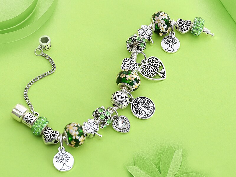 Arbre vert de vie, couleur argent Bracelet à breloques, pendentif d'arbre en cœur