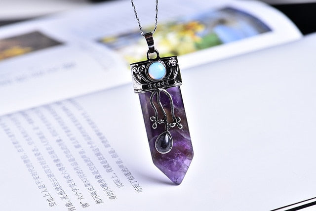 Pendentif en pierre naturelle spécial