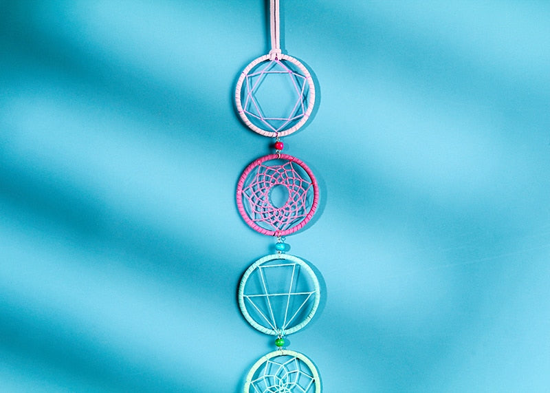 Décoration 7 Chakras - Chakra Muladhar - attrape rêves - 2 Modèles disponibles