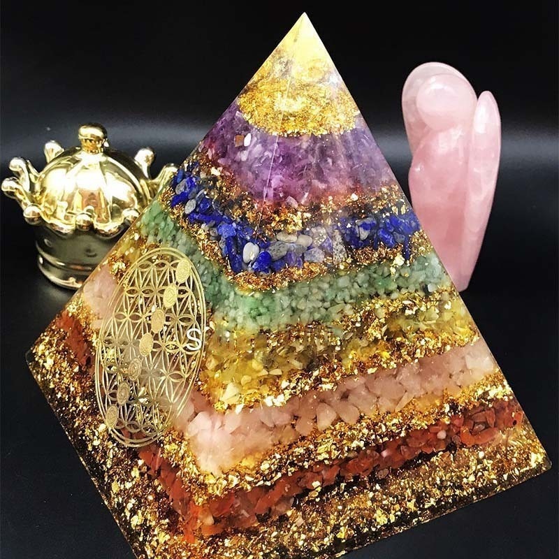 Pyramide Orgonite 7 Chakras Fleur de vie
