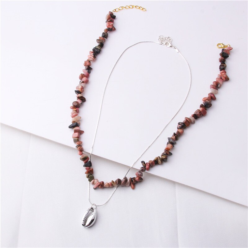 Collier multicouches bohème pour femmes, avec pendentif en coquille