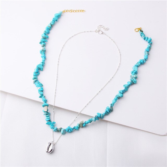 Collier multicouches bohème pour femmes, avec pendentif en coquille
