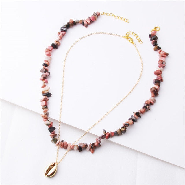 Collier multicouches bohème pour femmes, avec pendentif en coquille