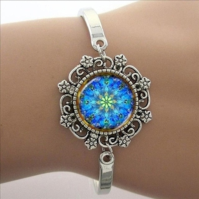 Brazalete Art Mandala Azul, Brazalete Plateado, Joyas Yoga Zen
