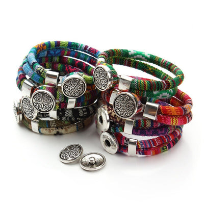 Bracelets bohémien superposés en coton cordons de couleur argent tibétain