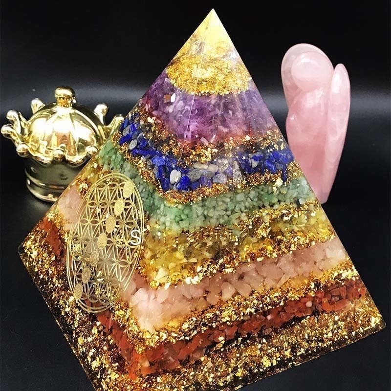 Pyramide Orgonite 7 Chakras Fleur de vie