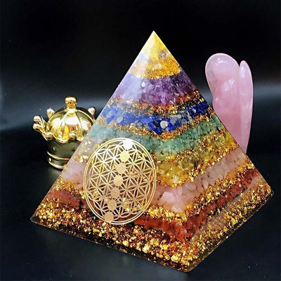 Orgonite Seven Chakra Energy Pyramid Aura Adivinación Suministros Yoga Meditación Adornos Resina