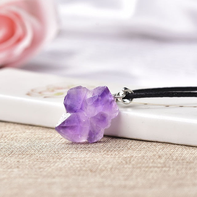 Collier pendentif en cristaux d'Améthyste
