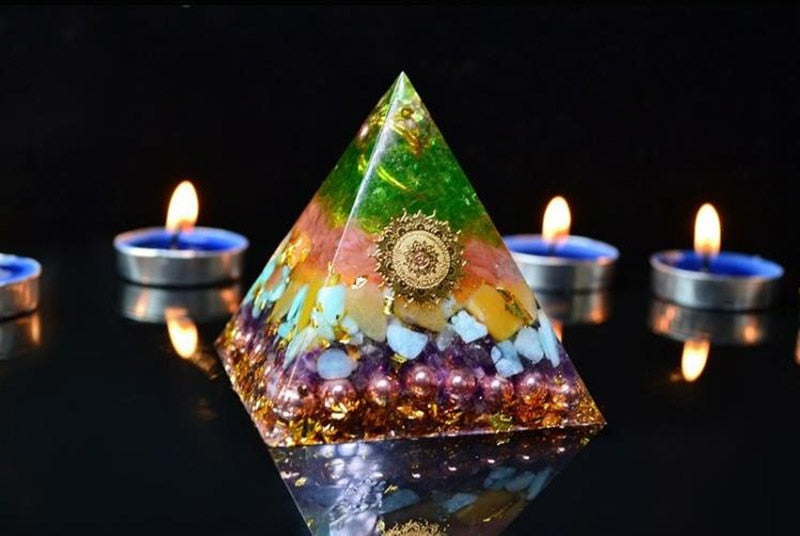 Pyramide Orgonite Cristal Chakra Aura - 4 Tailles disponibles