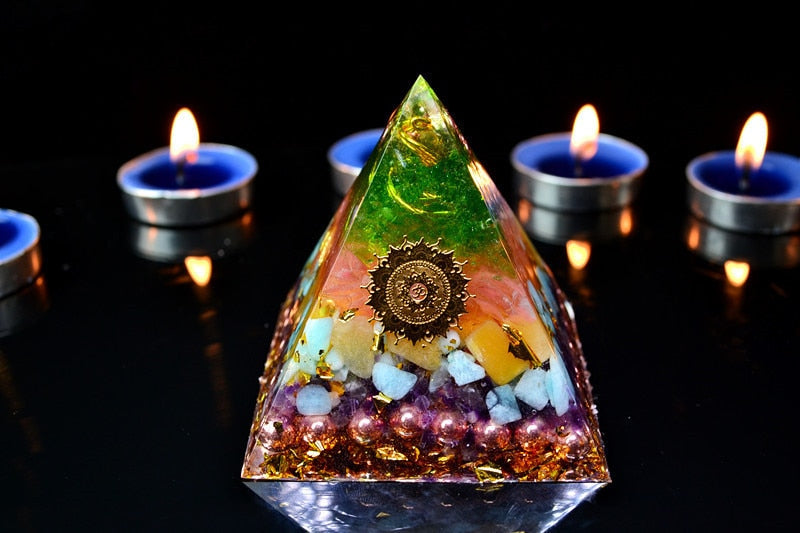 Pyramide Orgonite Cristal Chakra Aura - 4 Tailles disponibles