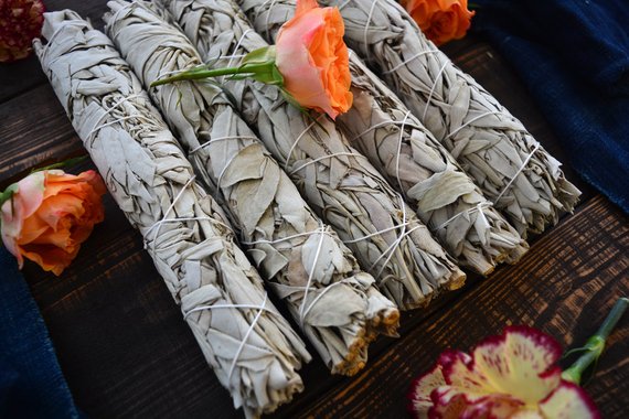 Sauge blanche feuilles pures Purification fumée parfum de maison fumant