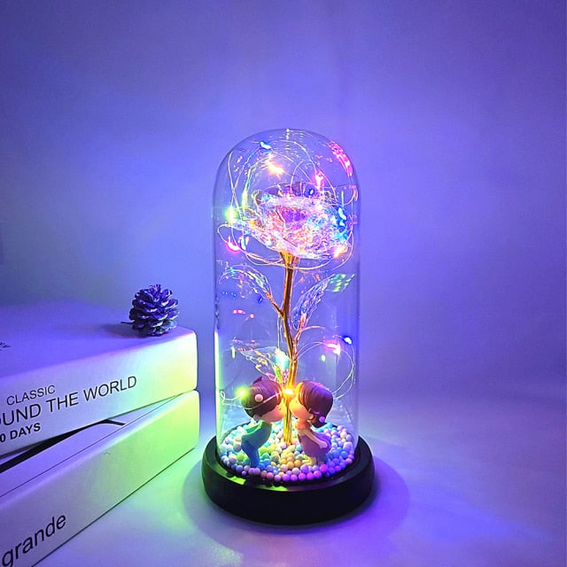 Rose éternelle, galaxie, dans un dôme de verre sur une base en bois - Plusieurs couleurs disponibles